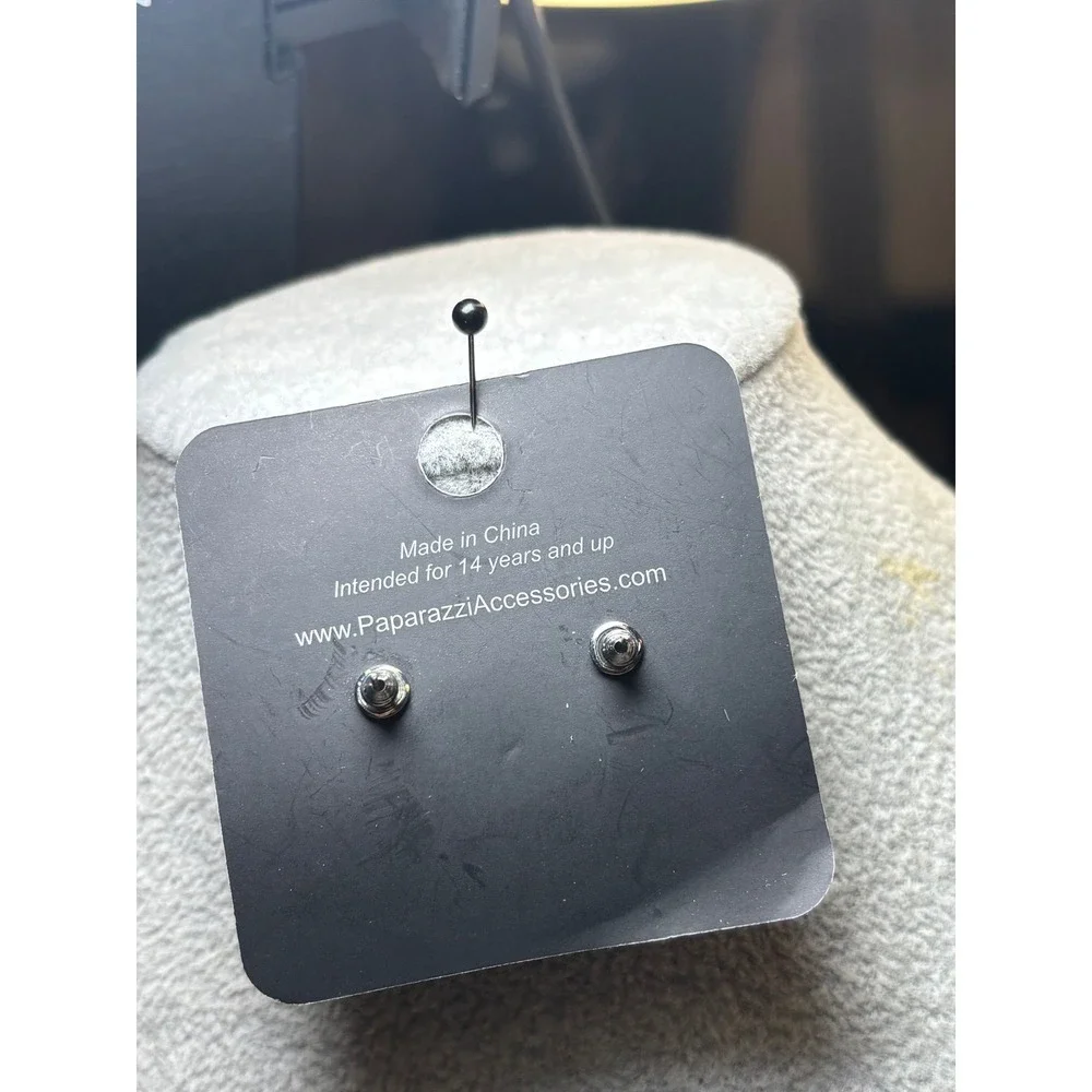 #26. Paparazzi Movie Star Sparkle Earrings